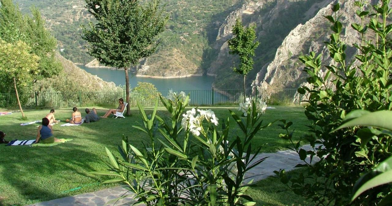 Hotel Kampaoh Sierra Nevada Guejar Sierra Exteriér fotografie